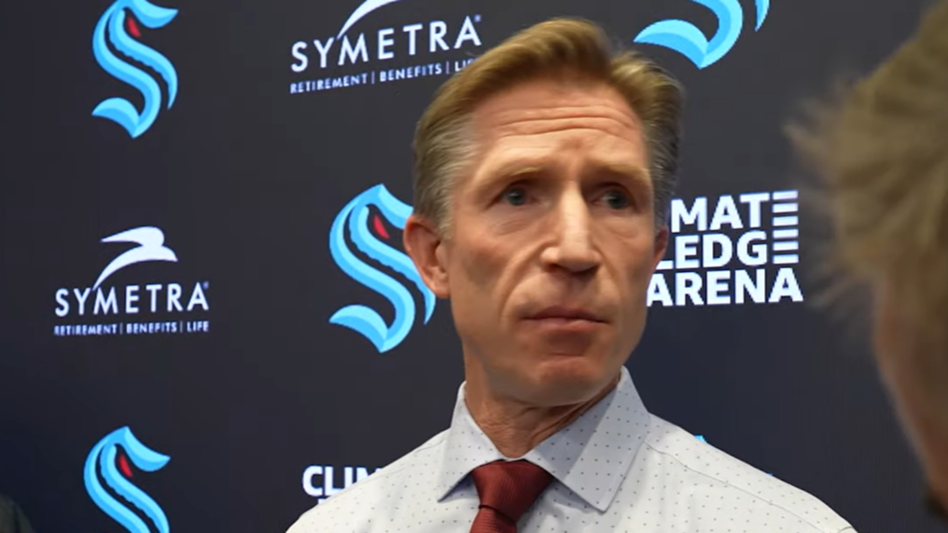 Des joueurs ont menacé de quitter le Kraken si Dave Hakstol n'était pas congédié, selon Renaud Lavoie
