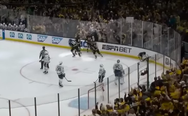 Les Leafs n'ont toujours pas mené au pointage une seule seconde face aux Bruins cette saison