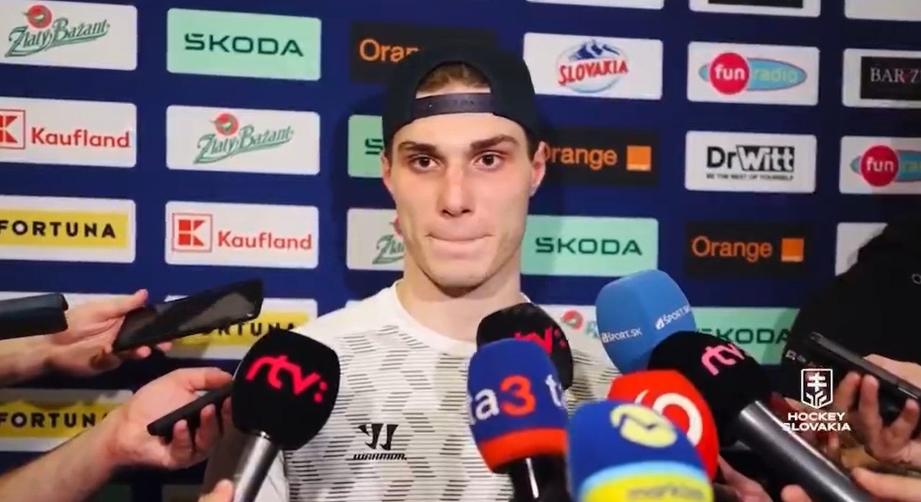 Guy Carbonneau voit du Chris Kreider en Juraj Slafkovsky