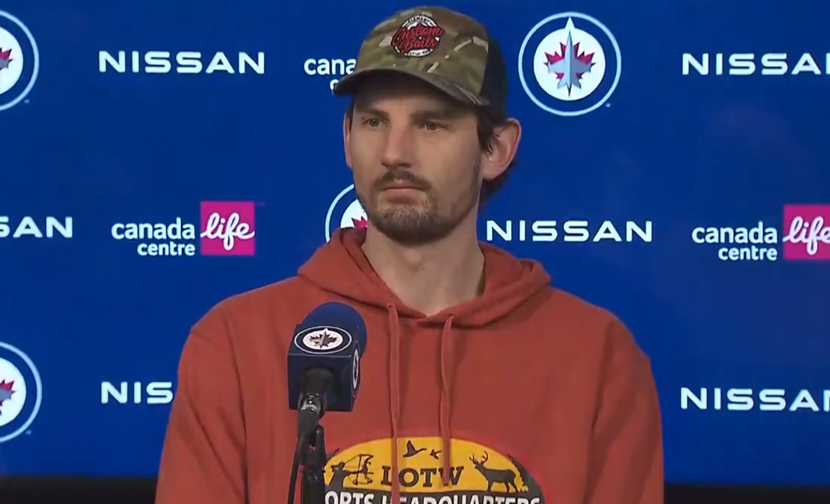 Connor Hellebuyck jouait « le meilleur hockey de sa vie » durant les séries