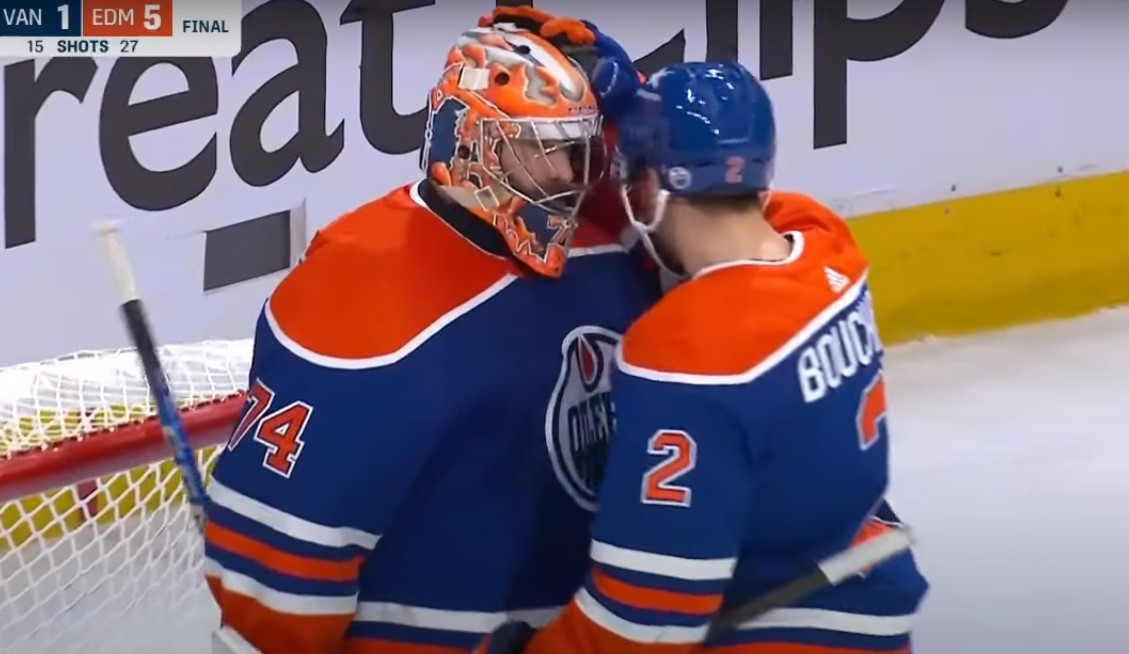 Séries en bref : les Oilers forcent la tenue d'un match #7