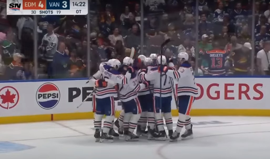 Le play-in (comme dans la NBA) s'amène dans la LNH, affirme Simon Boisvert