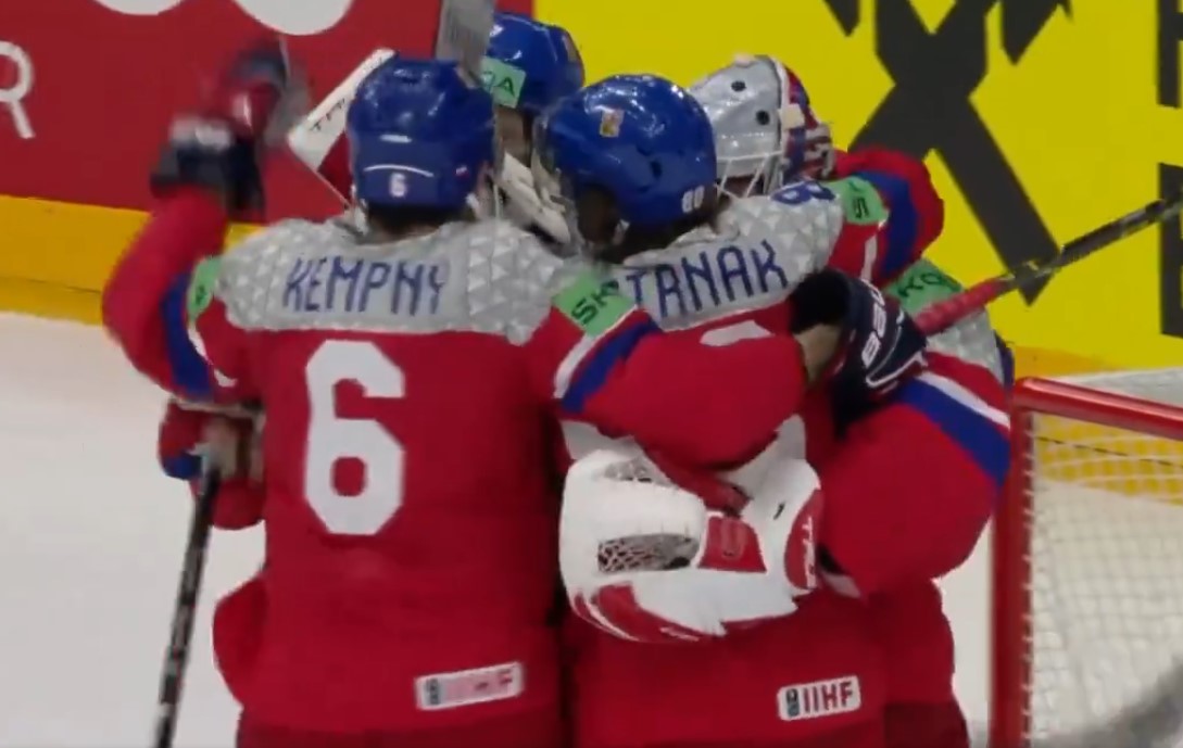 CDM : Cole Caufield et les États-Unis éliminés par la Tchéquie