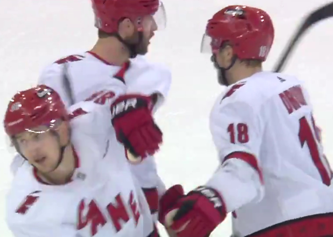 Séries en bref : Les Hurricanes toujours en vie