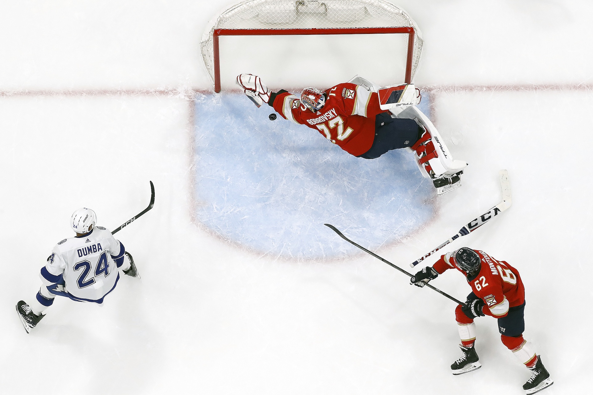 Sergei Bobrovsky et Aaron Ekblad absents de l'entraînement