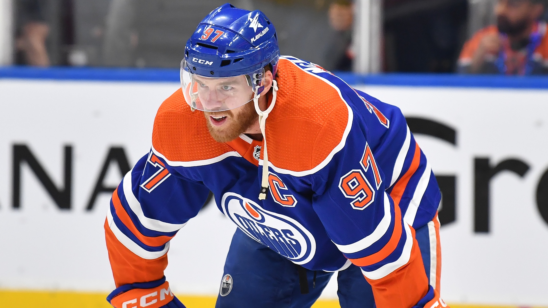 Connor McDavid : les téléphones cellulaires étaient interdits pour son mariage