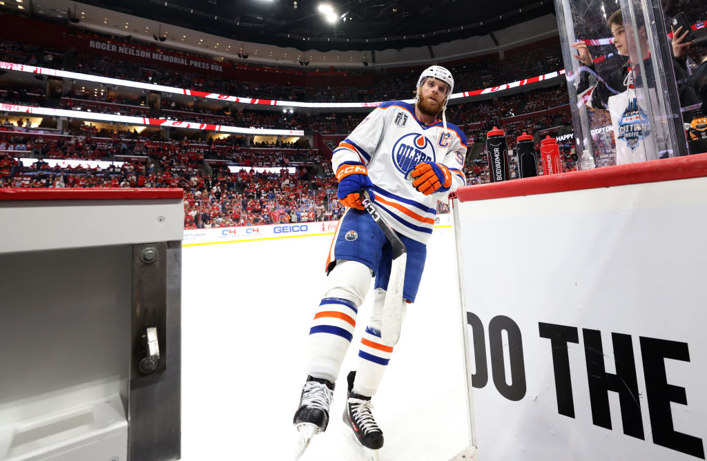 Connor McDavid : huit points en deux matchs (alors que les Oilers sont au bord du gouffre)