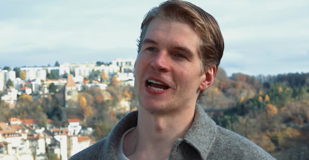 Connor Hughes veut bâtir une relation avec St-Louis en lien avec son expérience à Lausanne