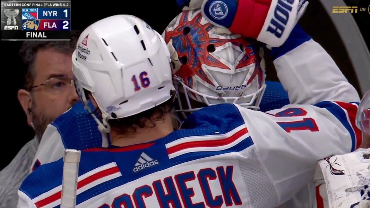 L'histoire se répète chez les Rangers : Igor Shesterkin subit le même sort qu'Henrik Lundqvist