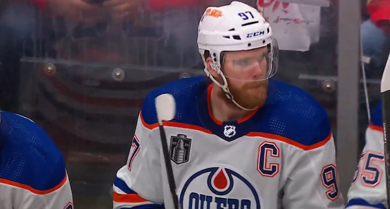 Connor McDavid comparé à Michael Jordan par un psychologue sportif