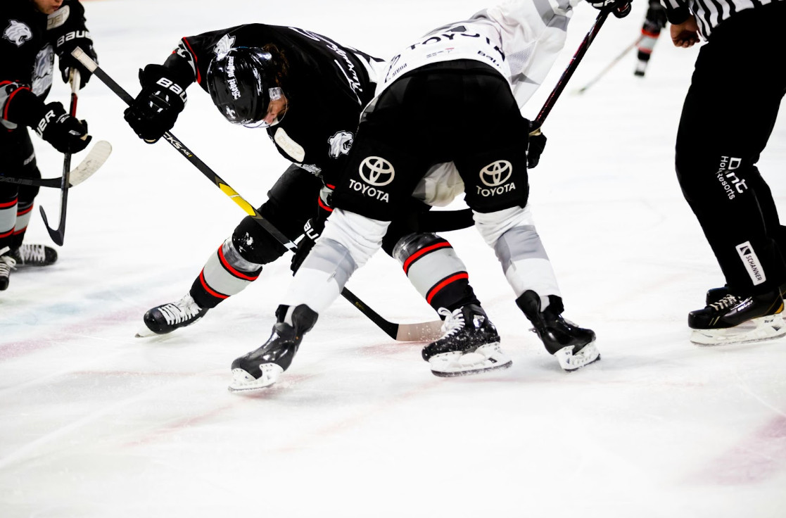 Exploration du chevauchement entre la culture des casinos et les paris sur le hockey au Canada