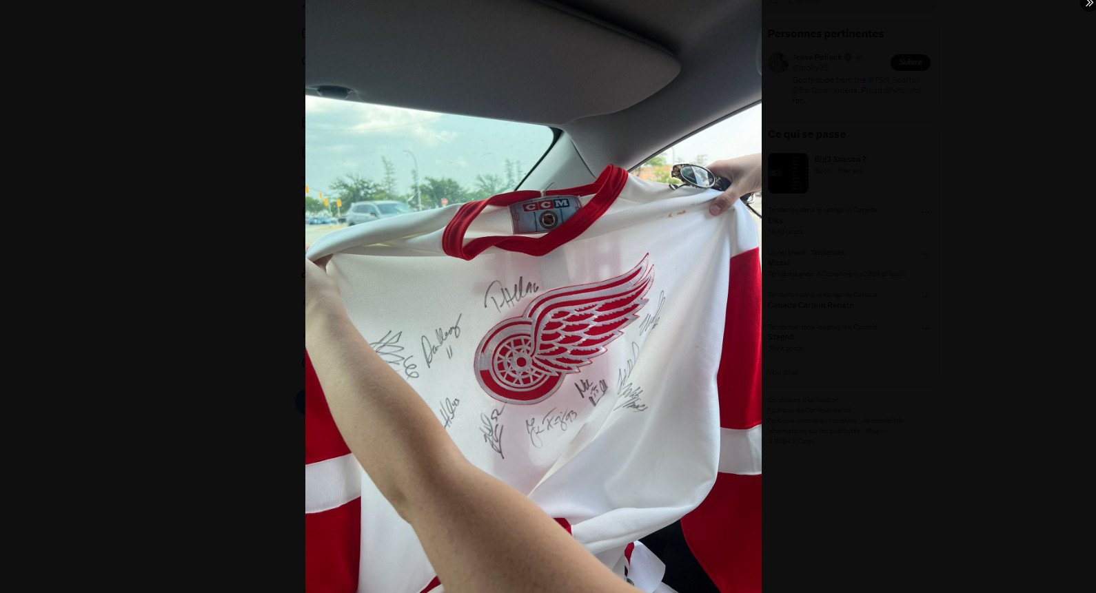 Un partisan trouve (et achète) un chandail autographié par des légendes des Red Wings pour 50 $