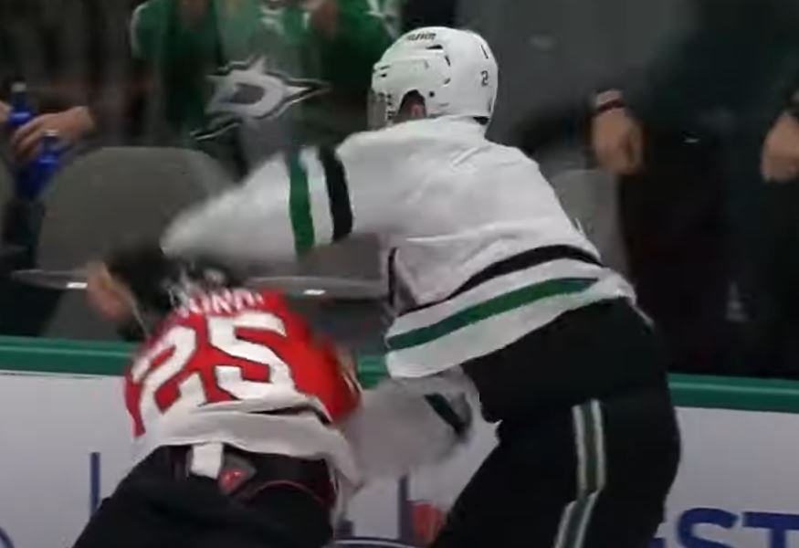 L'une des plus récentes signatures des Leafs n'est même pas assurée de rejouer au hockey