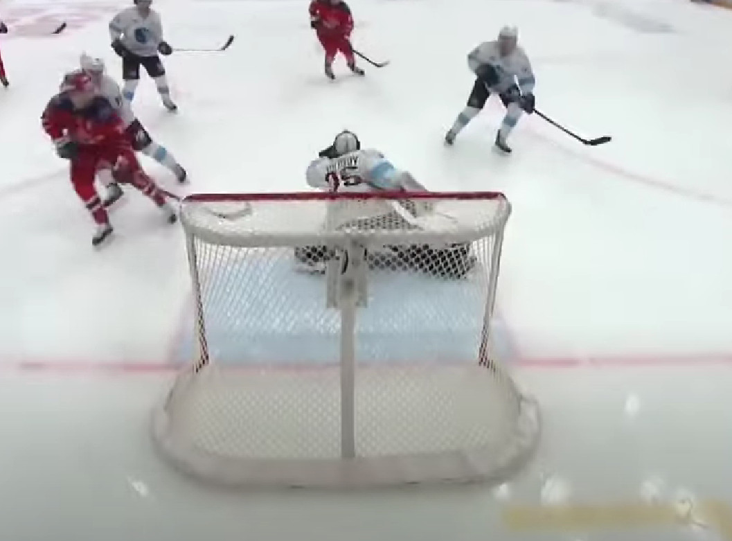 L'espoir qui veut quitter les Flyers a été maltraité par l'organisation