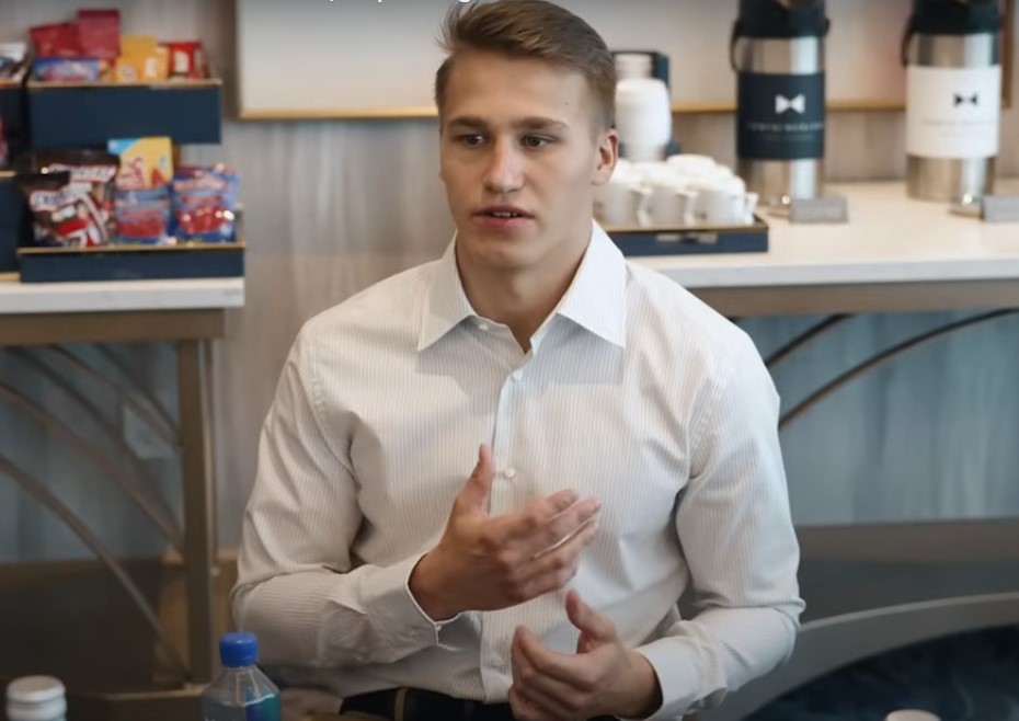 Jeff Gorton est allé rencontrer Ivan Demidov en octobre