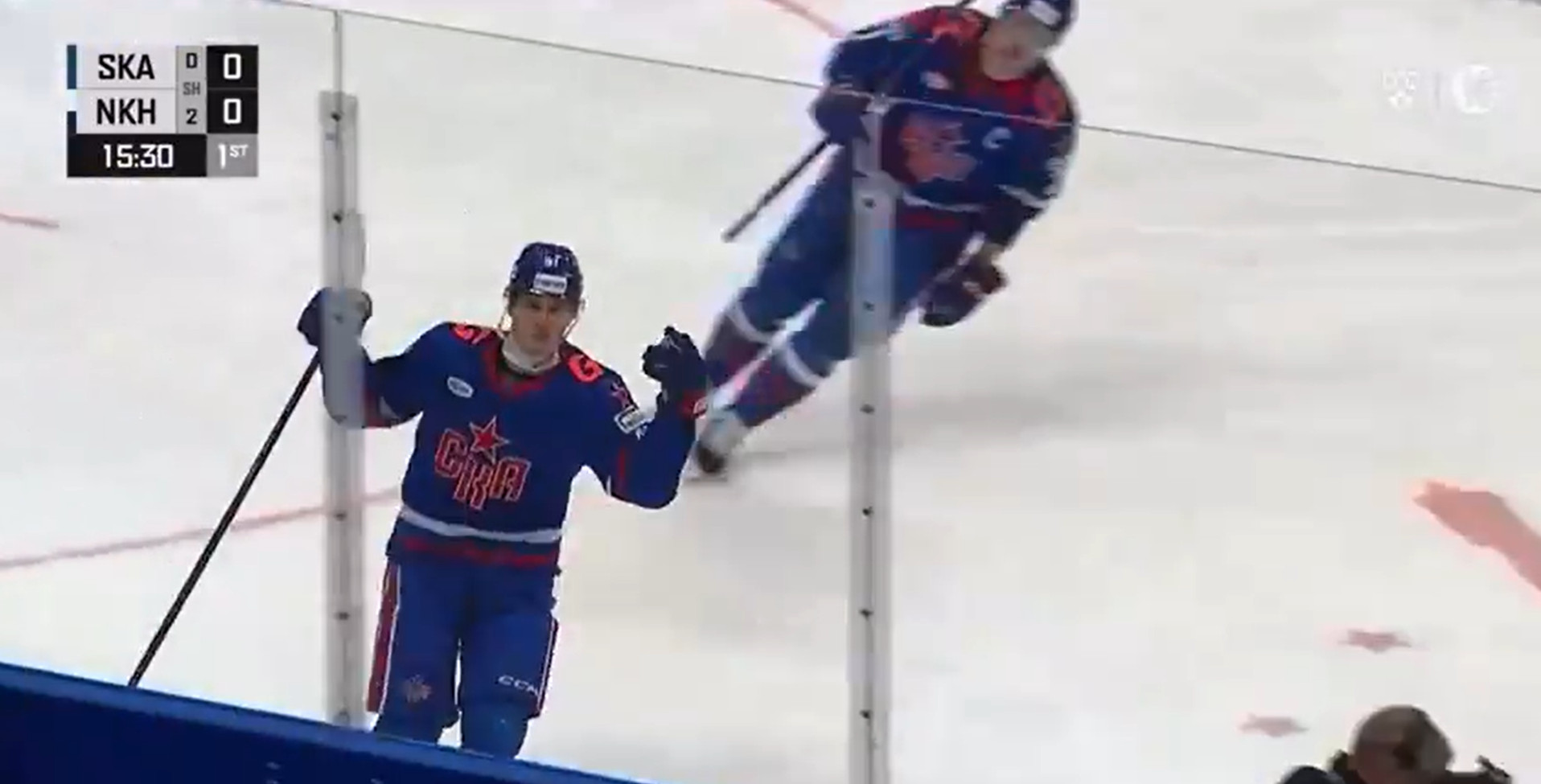 Ivan Demidov inscrit un but magnifique