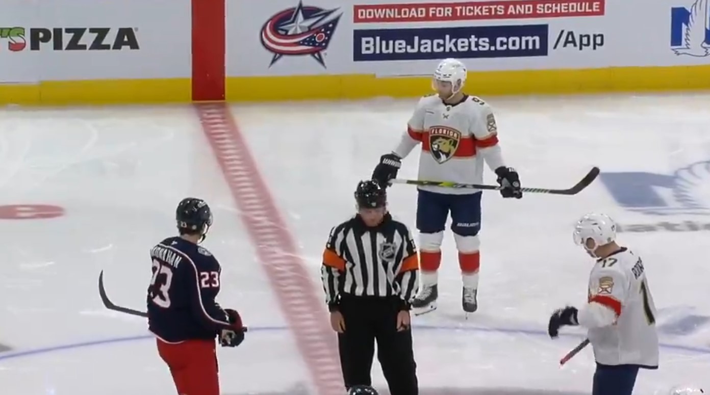 13 secondes sans ailier gauche : les Blue Jackets honorent la mémoire de Johnny Gaudreau