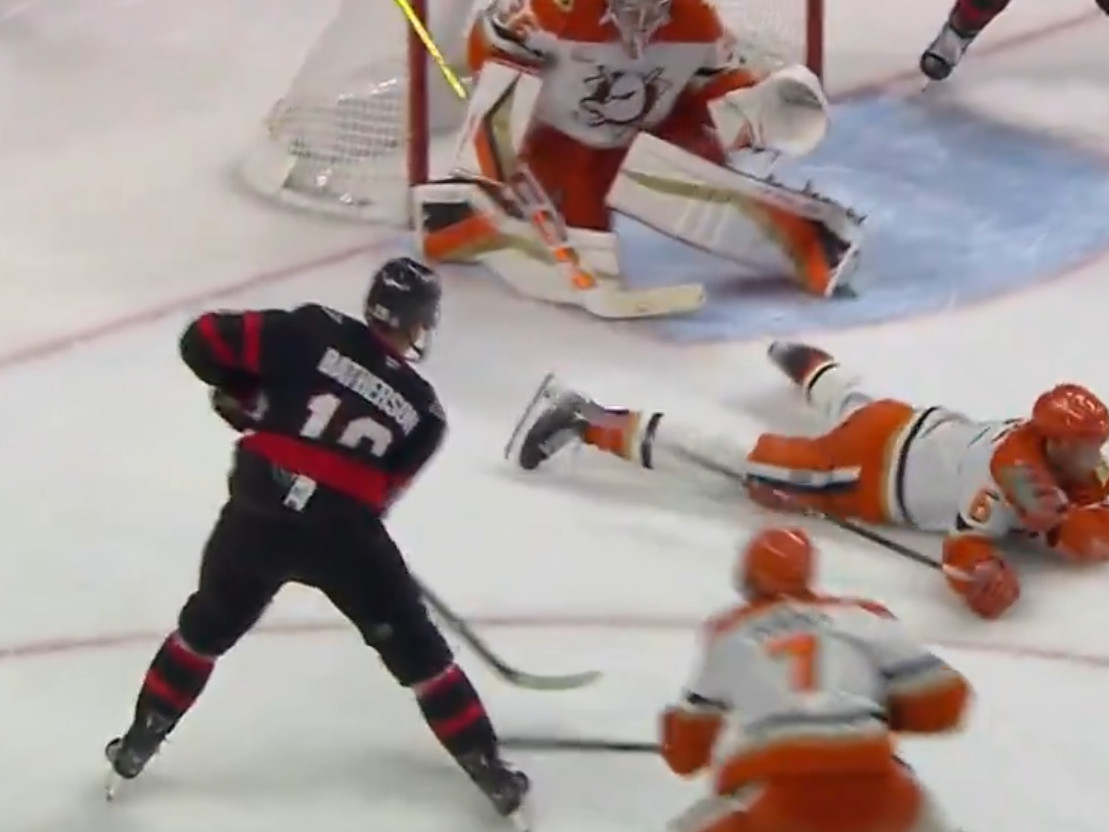 Top-2 : Drake Batherson inscrit un tour du chapeau naturel