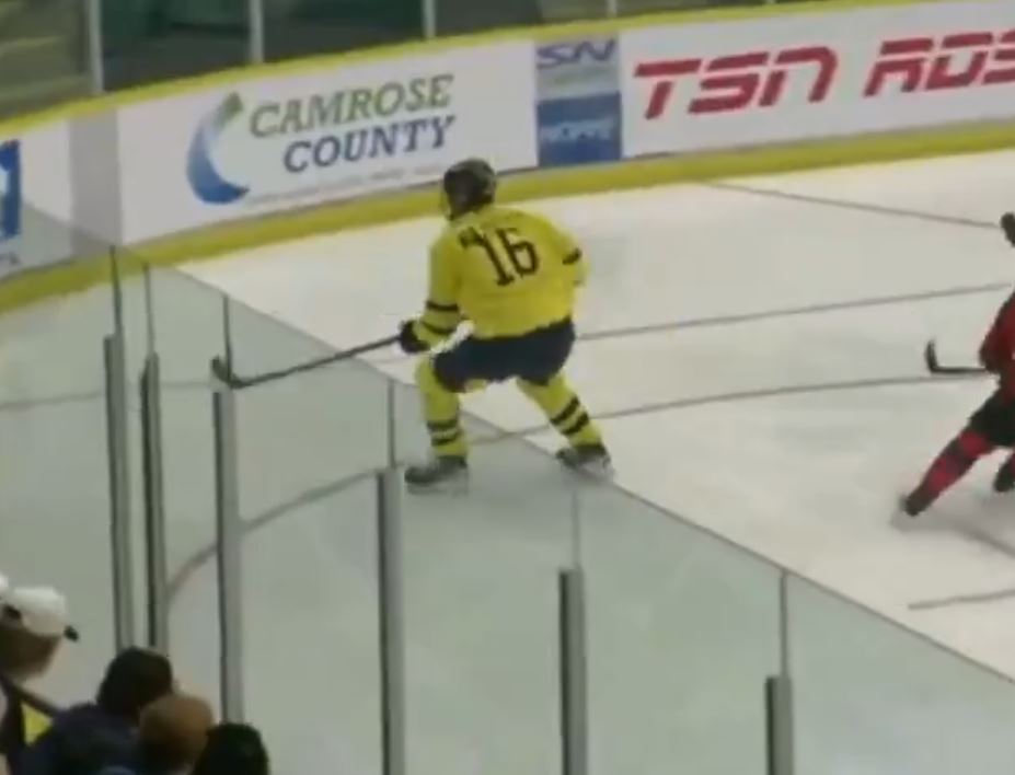 Anton Frondell nez à nez avec James Hagens, selon Grant McCagg