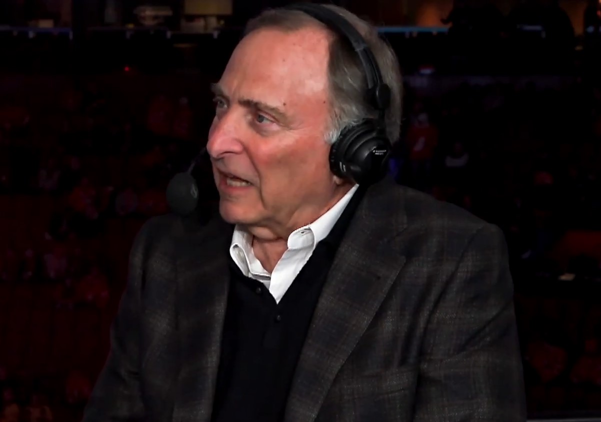 JO 2026 : L&#039;aréna n&#039;est pas prêt... et la surface sera plus petite qu&#039;une patinoire de la LNH