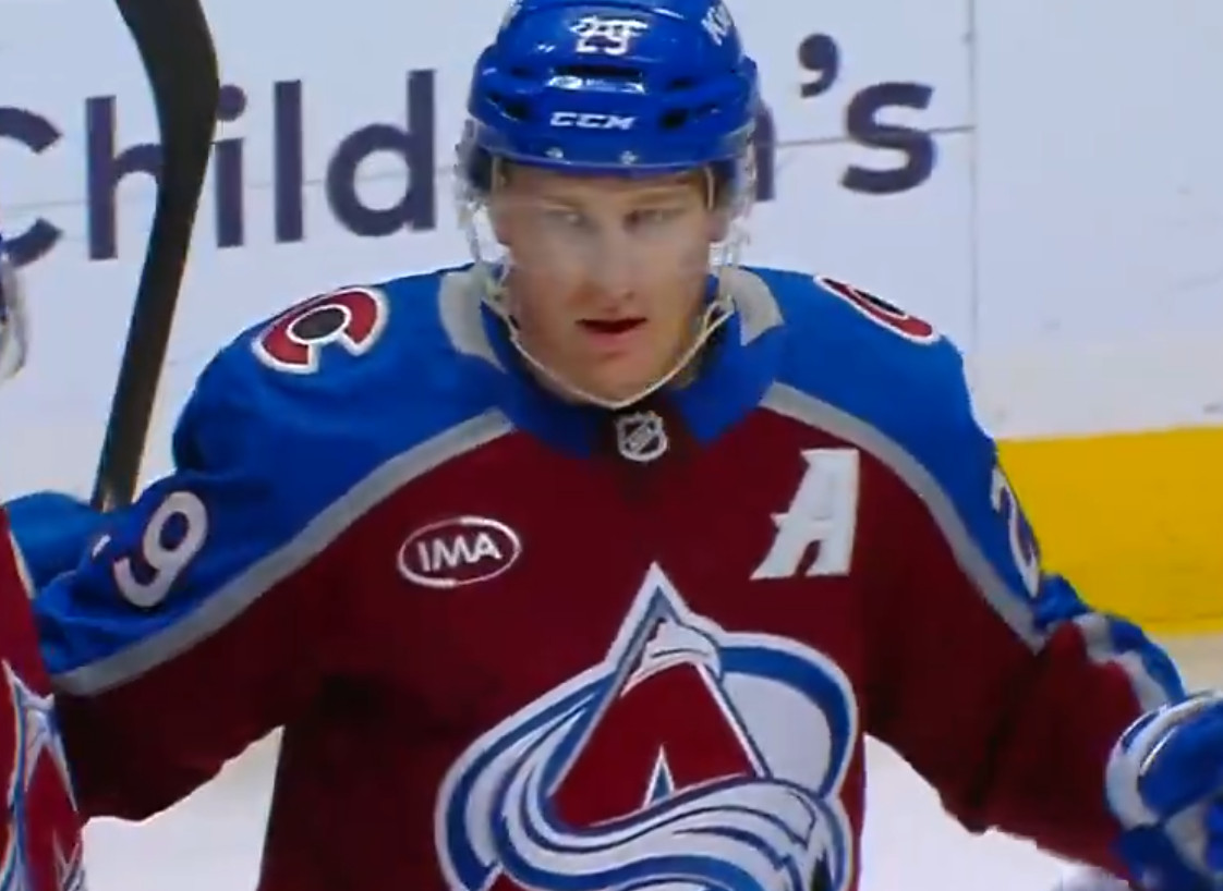 Top-5 : Nathan MacKinnon, le premier à 80 points