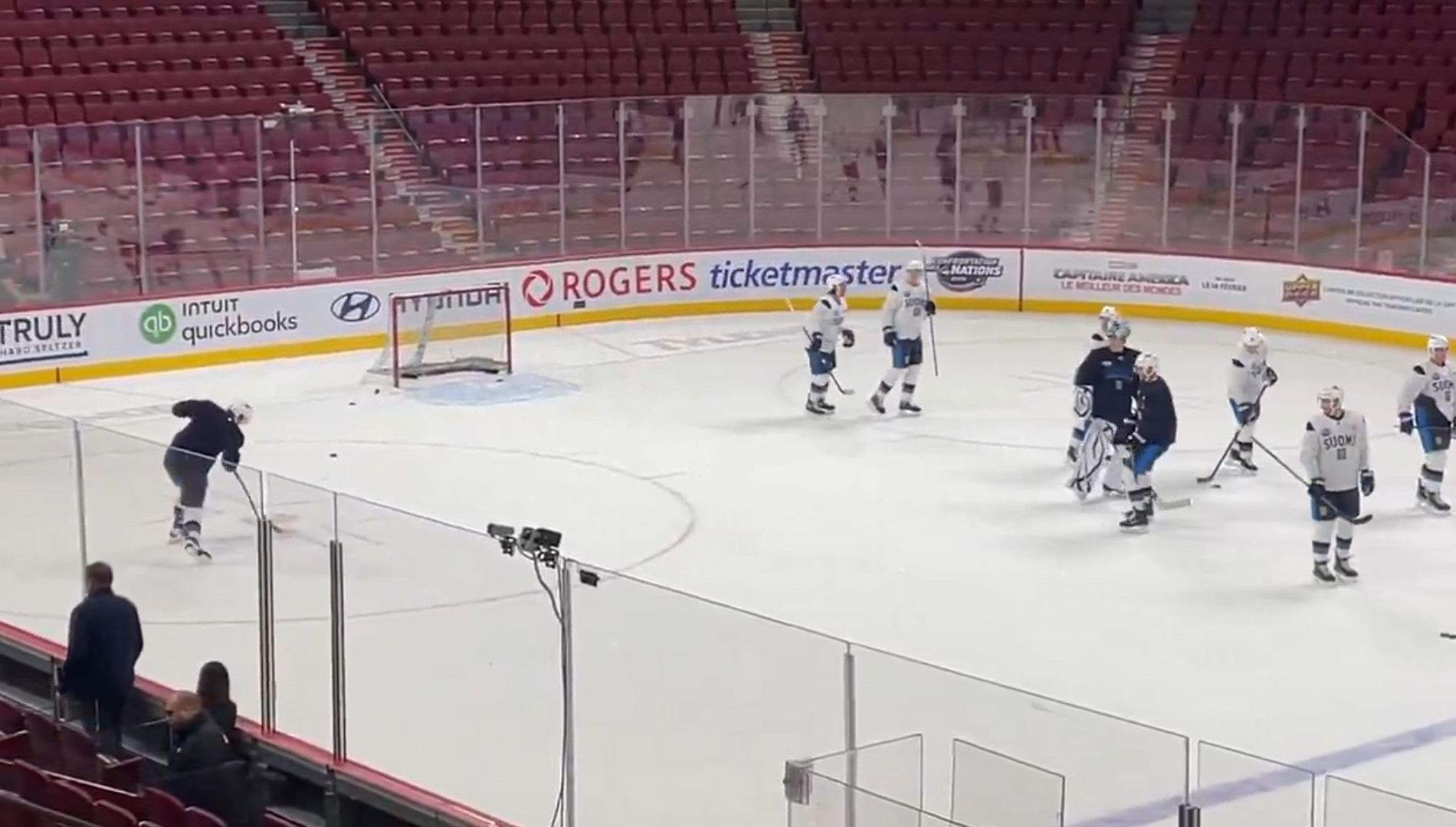 Laine sur le 2e trio et le 1er A.N de la Finlande : « Le fait de jouer beaucoup ici va m’aider »