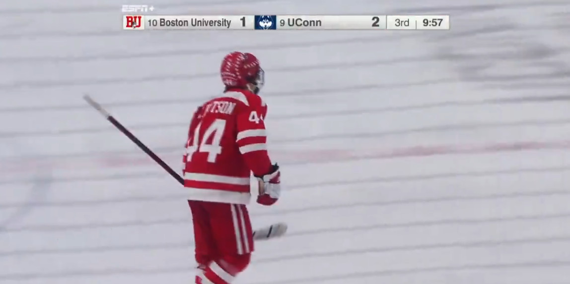 Cole Hutson a marqué le but de l'année dans la NCAA