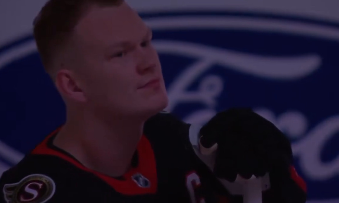 Hymne américain hué à Ottawa : Brady Tkachuk pourrait demander un échange
