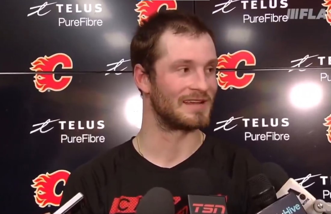 « On me fait confiance ici » : Joel Farabee envoie une flèche à John Tortorella