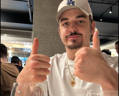 Souper au restaurant : tout va bien entre Arber Xhekaj et Michael Pezzetta