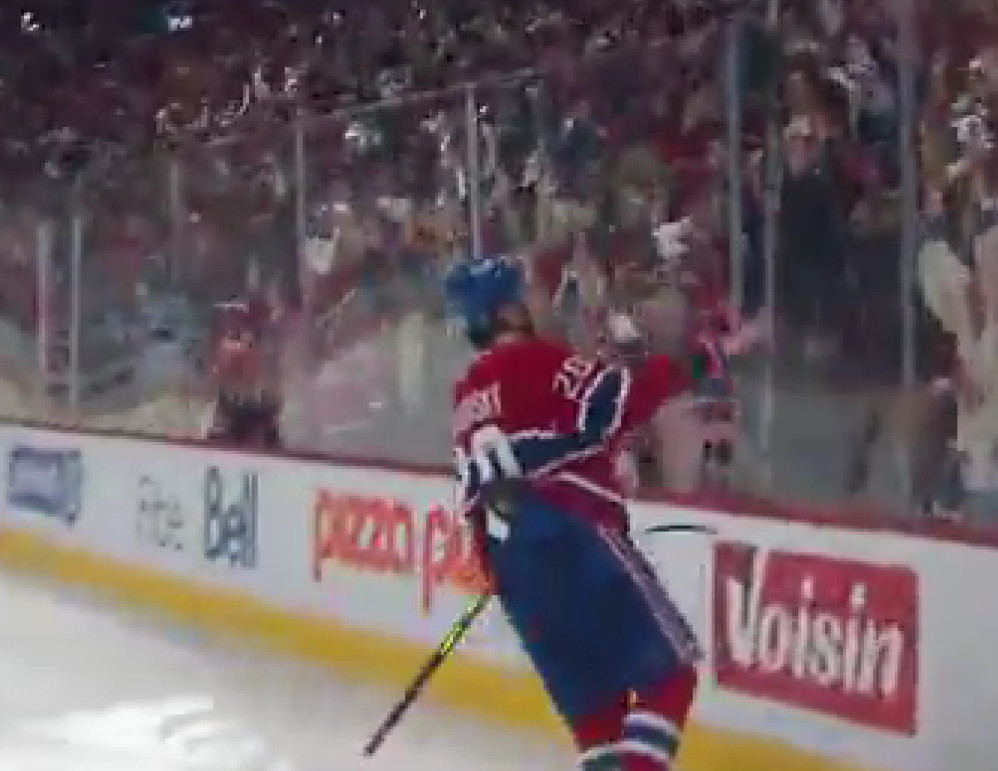 Kent Hughes : Juraj Slafkovsky doit s'inspirer de Tom Wilson et d'Alex Ovechkin