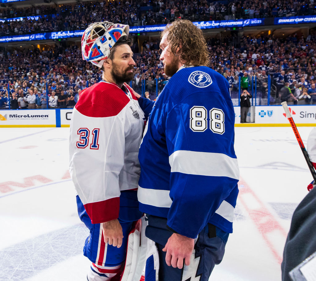 Finale 2021 : Carey Price a donné son casque à Marc Bergevin pour le remercier