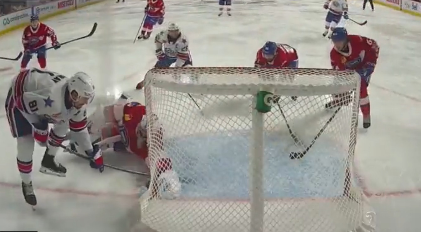 Le brio de Cayden Primeau envoie le Rocket en finale de l’Est