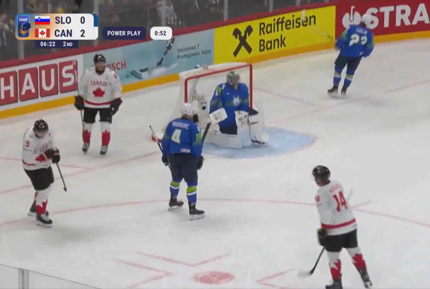 Championnat mondial : le Canada blanchit la Slovénie à son premier match du tournoi