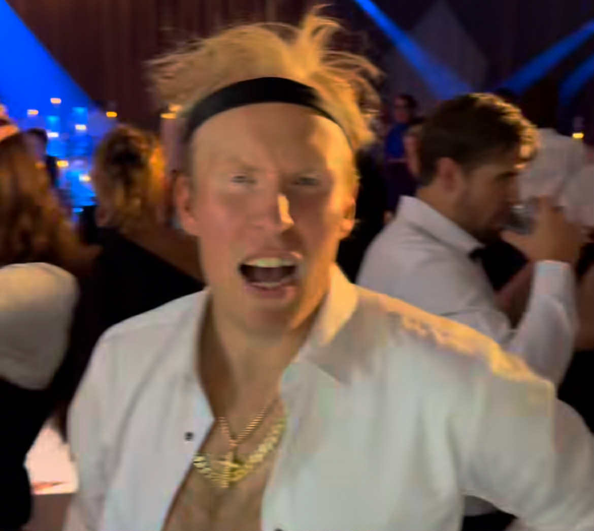 Patrik Laine a laissé aller son fou au mariage du capitaine