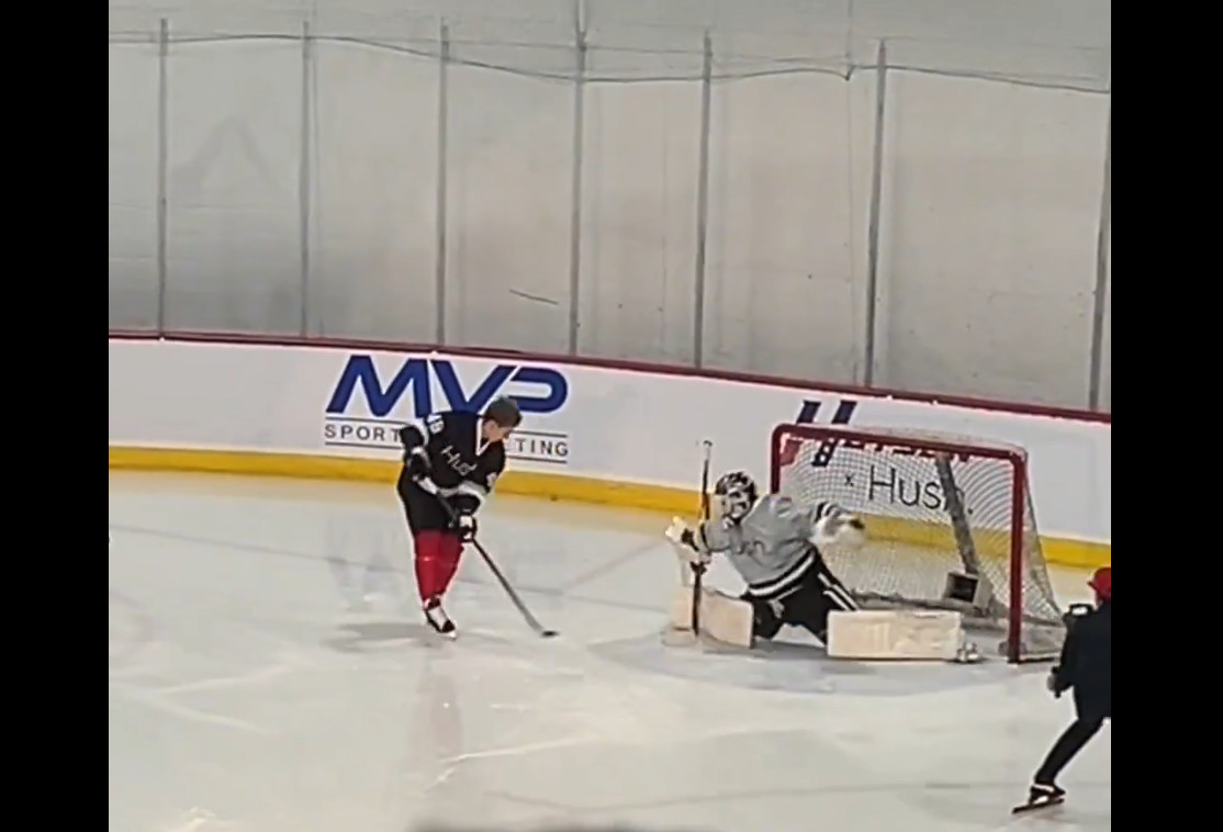 Lane Hutson : « Montréal est une ville fantastique, avec des partisans extraordinaires »