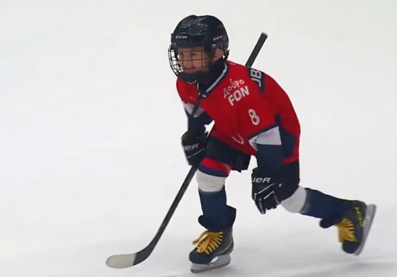 Le jeune fils d'Alex Ovechkin marque deux buts contre Igor Shesterkin en une période