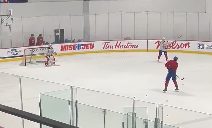 David Reinbacher et Ivan Demidov ont fait du temps supplémentaire ensemble sur la glace