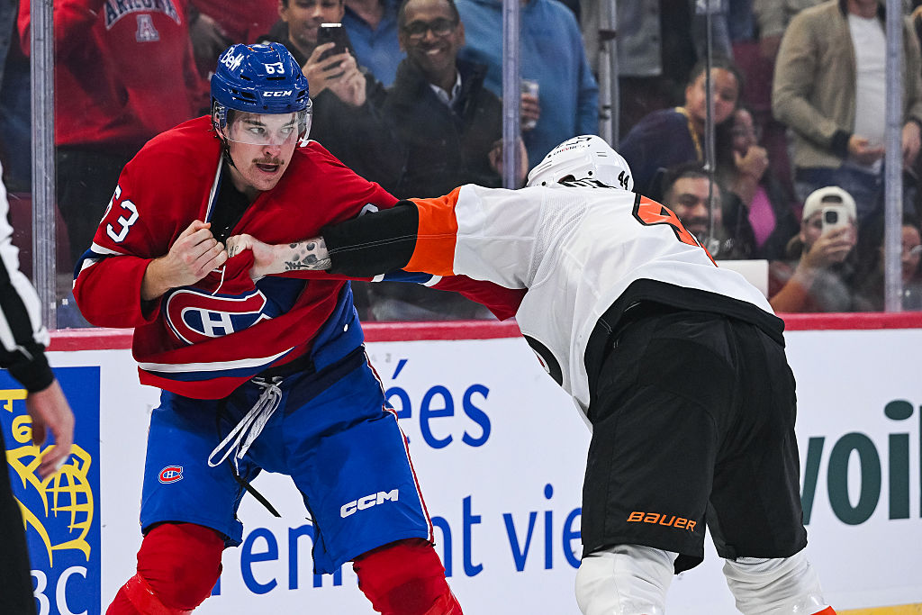 Notre relation paradoxale avec les bagarres au hockey