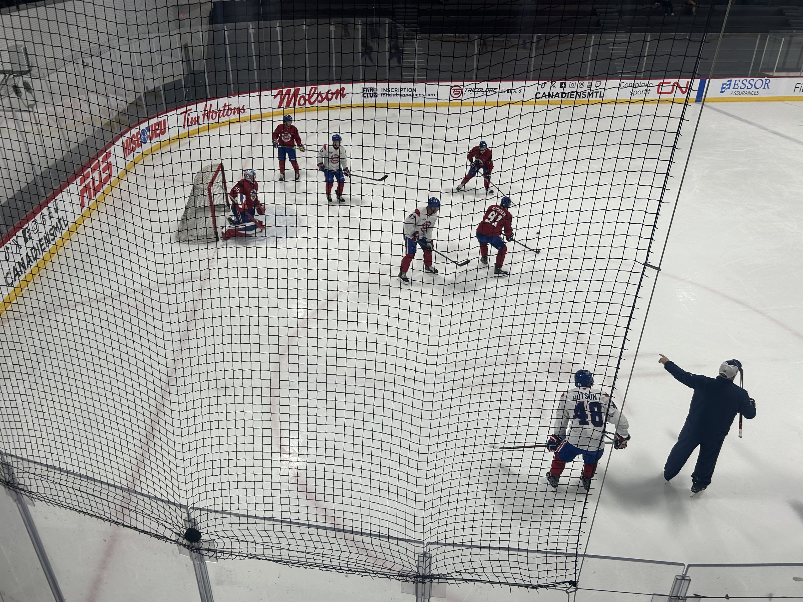 Entraînement : Ivan Demidov sur un nouveau trio et des indices en faveur d&#039;Oliver Kapanen