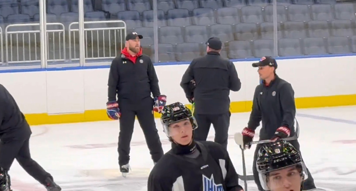 David Savard était à l'entraînement des Remparts ce matin