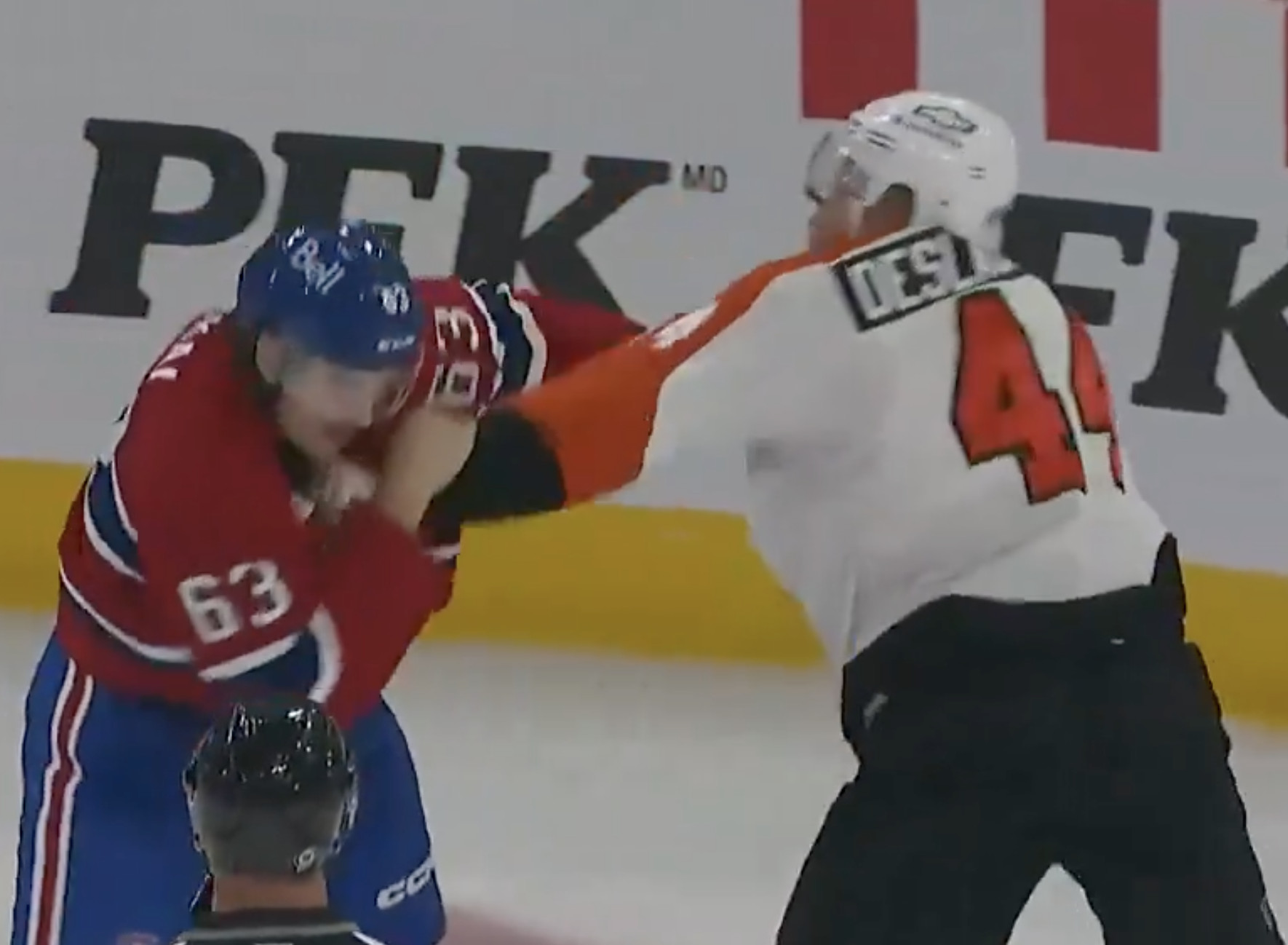 Florian Xhekaj s'est battu contre Nicolas Deslauriers