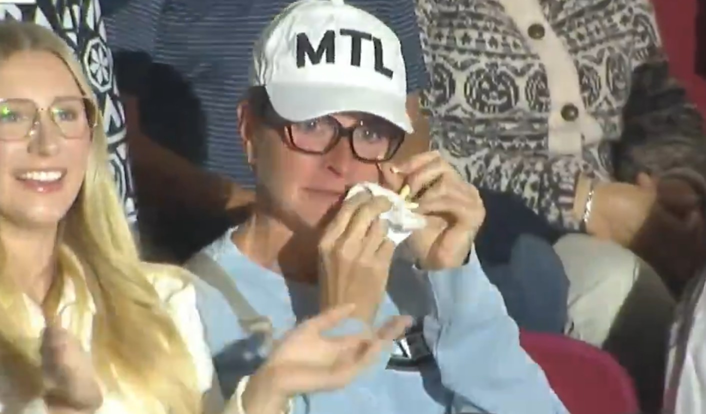 Florian Xhekaj marque devant sa mère (qui était émue)