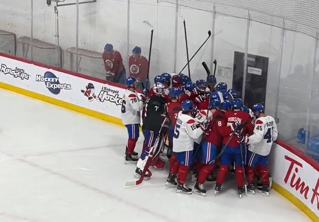 « Ça me plaît quasiment plus qu’une victoire » : St-Louis a adoré voir ses joueurs féliciter Hutson