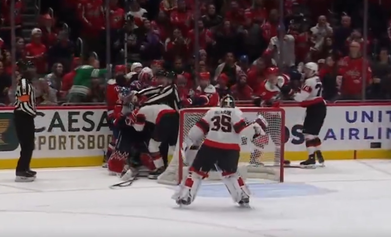 « Pour le bien du spectacle, laissez les gardiens se battre » - Renaud Lavoie