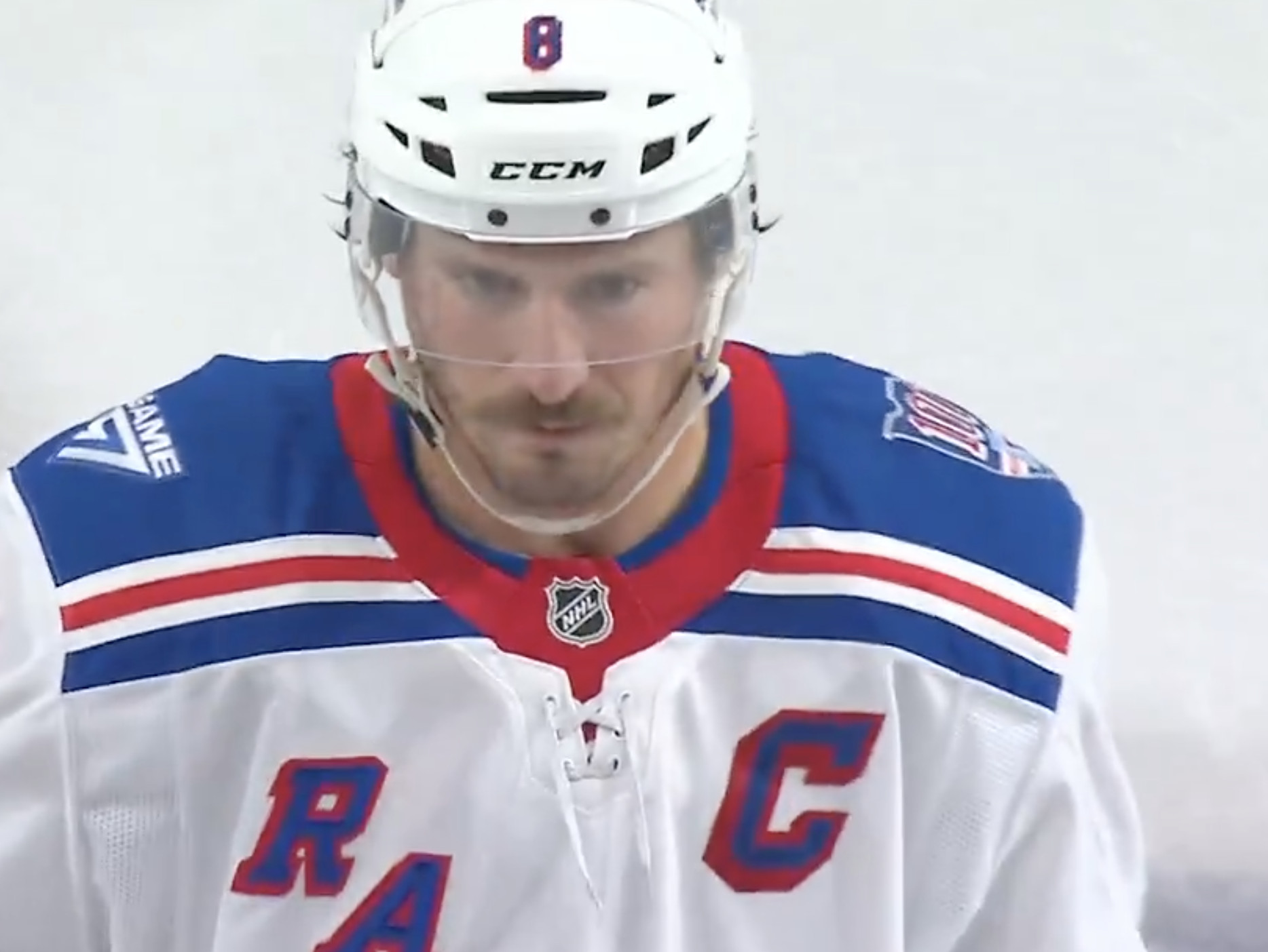 Top-5 : JT Miller hué à son retour à Vancouver