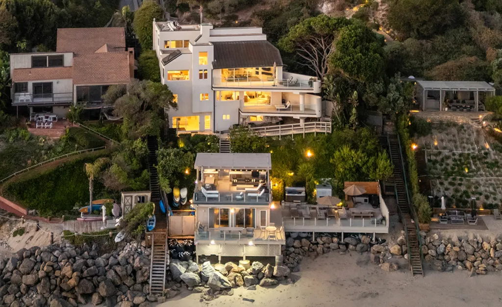 À voir : La maison (en vente) de Chris Chelios sur le bord de la mer listée à 60 M$ US