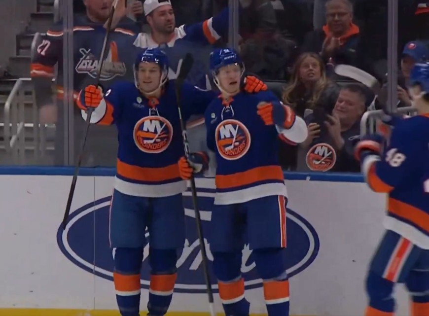 Déjà dix buts pour Emil Heineman : ça lui aura pris 37 matchs de moins qu&#039;à Montréal