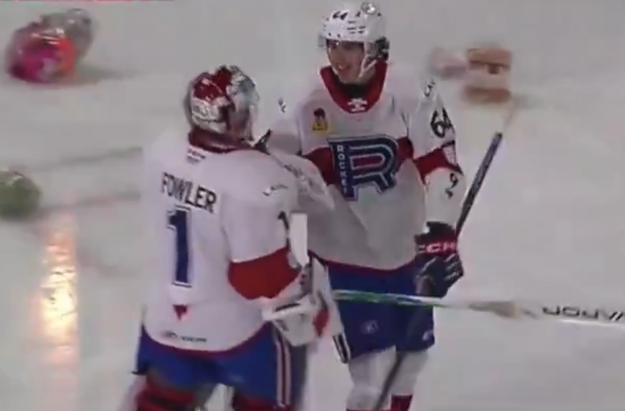 Victoire du Rocket : deux buts pour David Reinbacher et cinq points pour Adam Engström