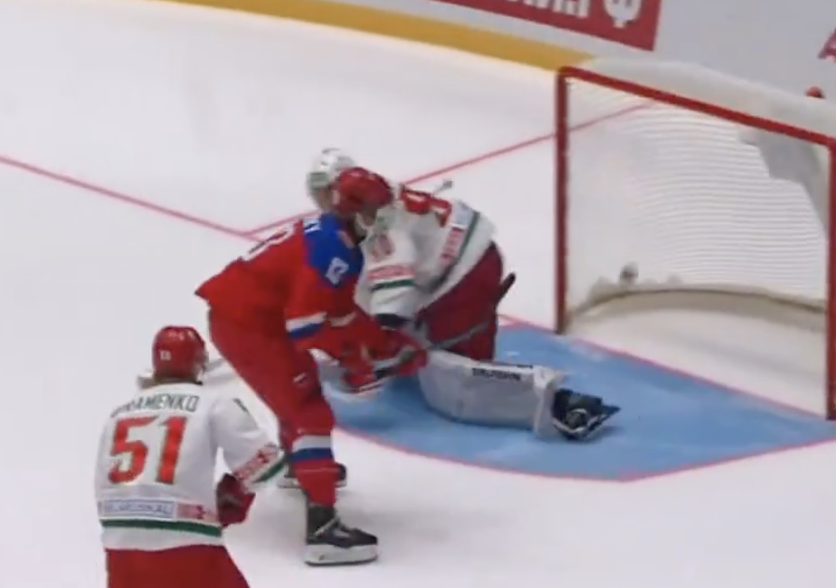 Deux beaux buts d&#039;Alexander Zharovsky dans un tournoi U20